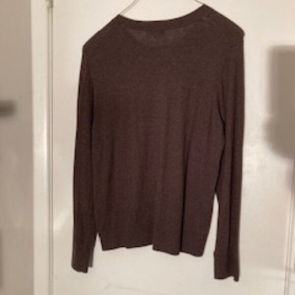 Lightweight Cotton Cashmere Crew Sweater-NWT - Picture 3 of 6